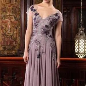 Mother of Bride/Groom dress/gown